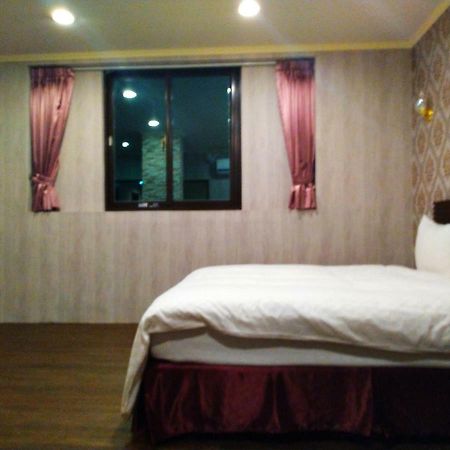 欣悅商務旅店 Hotel Toufen Exterior photo